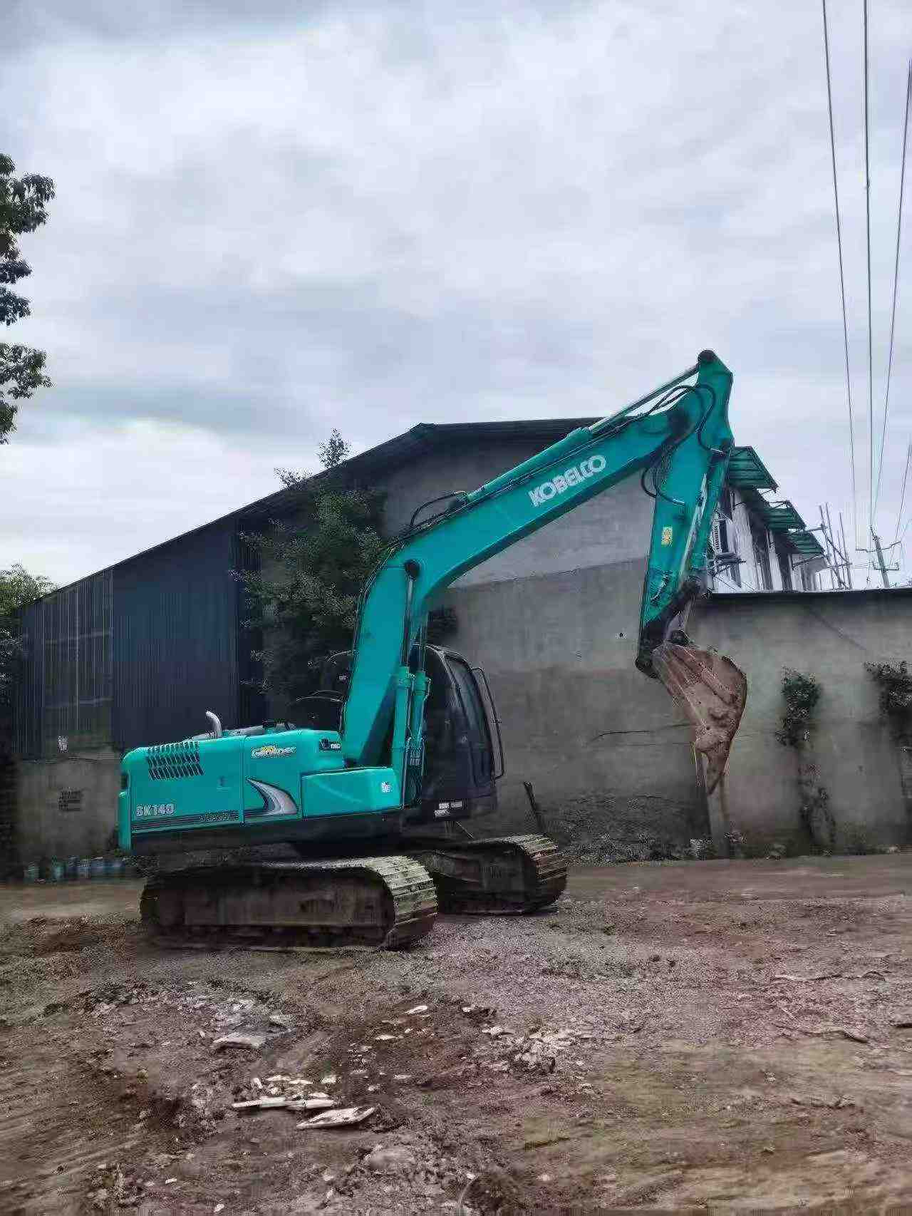 Buy Kobelco SK130 Used Excavator / 9