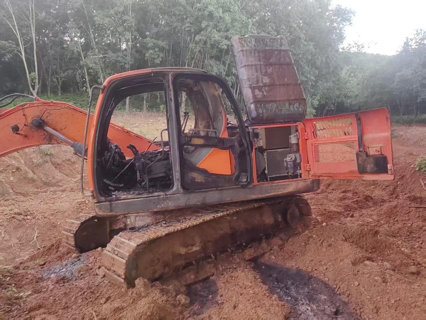 Buy Doosan DH150 Used Excavator / 7