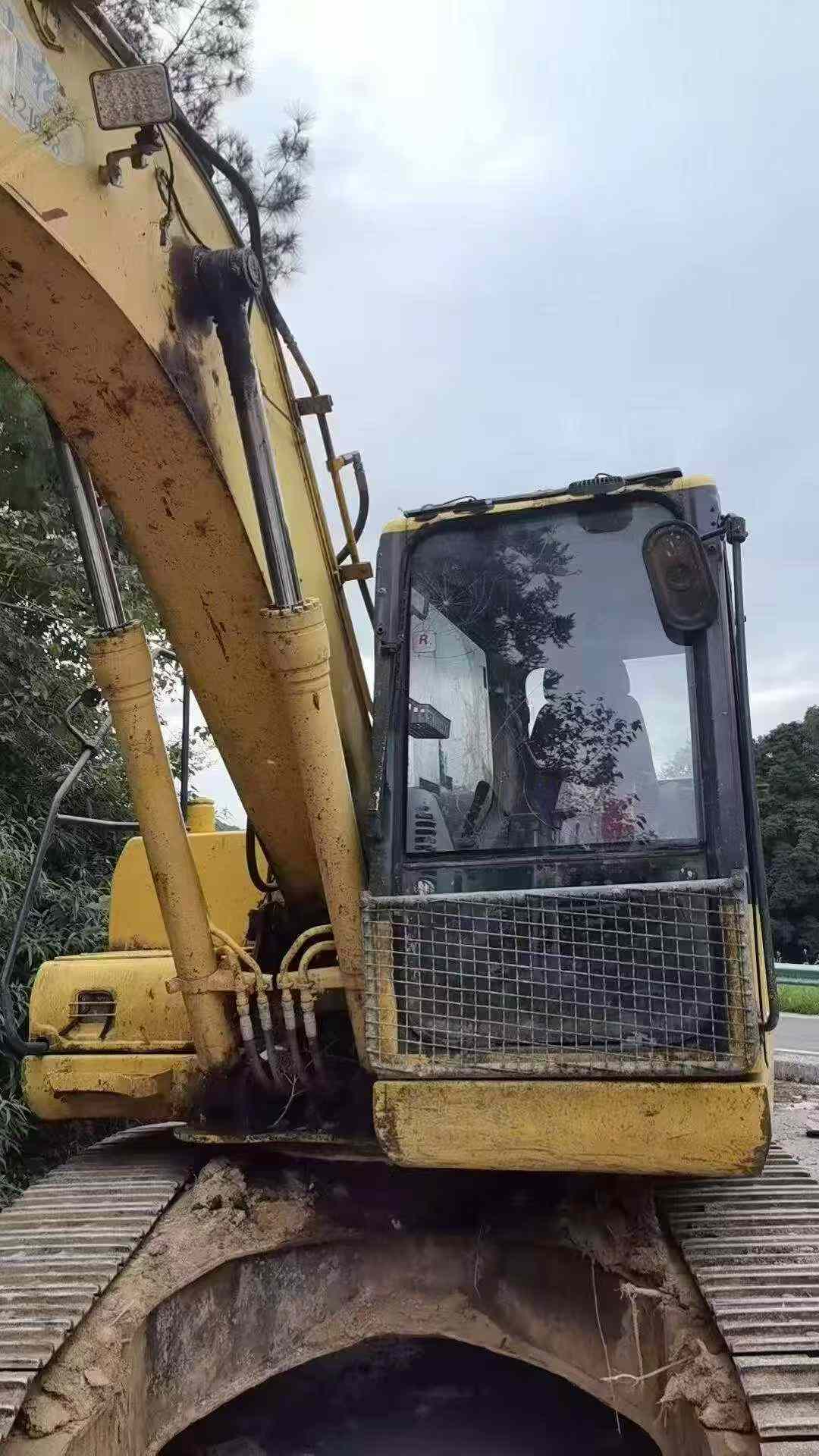 Buy Komatsu PC160-6 Used Excavator / 2