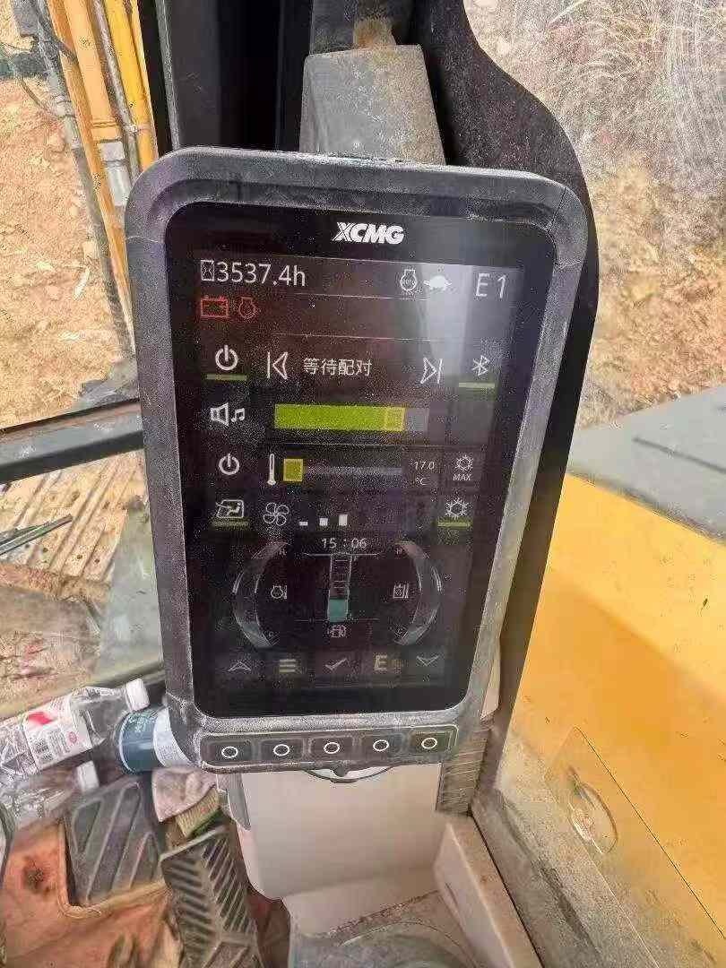 Buy XCMG XE60 Used Excavator / 3