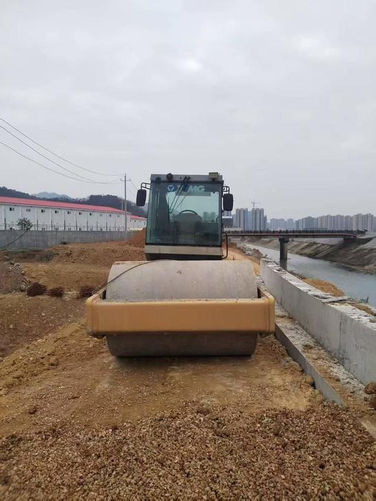 Buy XCMG ZL20E(D) Used Loader / 1