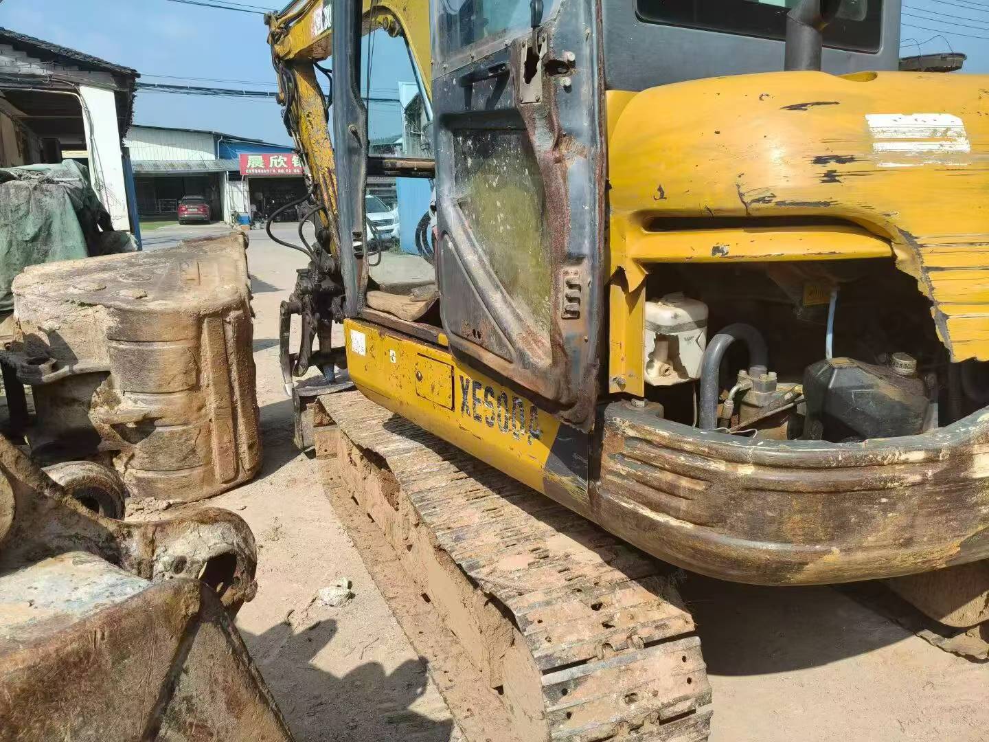 Buy XCMG LW60G Used Excavator / 2