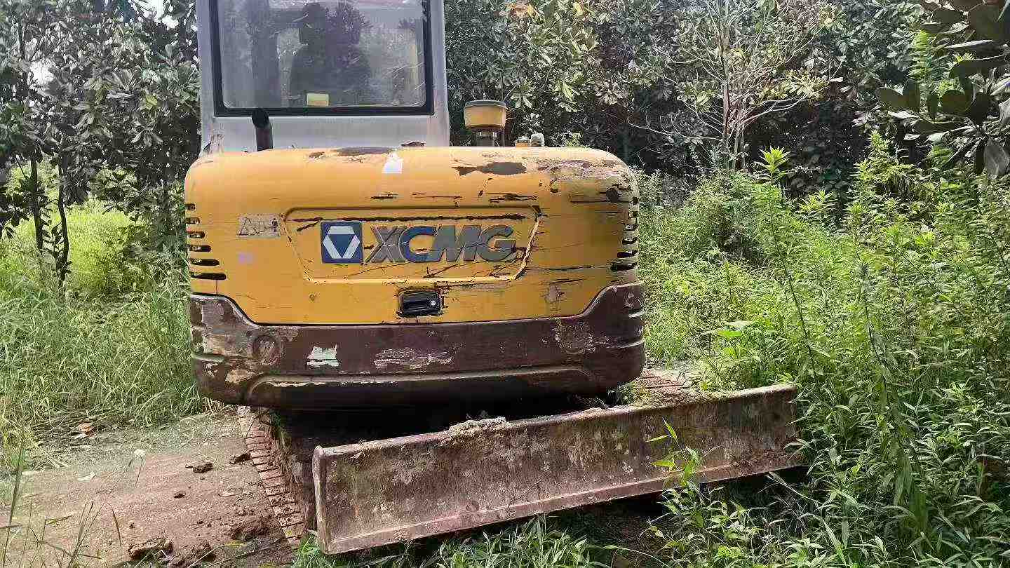 Buy XCMG XE60 Used Excavator / 3