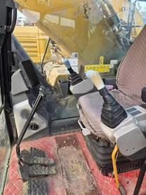 Buy Caterpillar CAT352 Used Excavator / 9 Buy Caterpillar CAT352 Used Excavator / 9