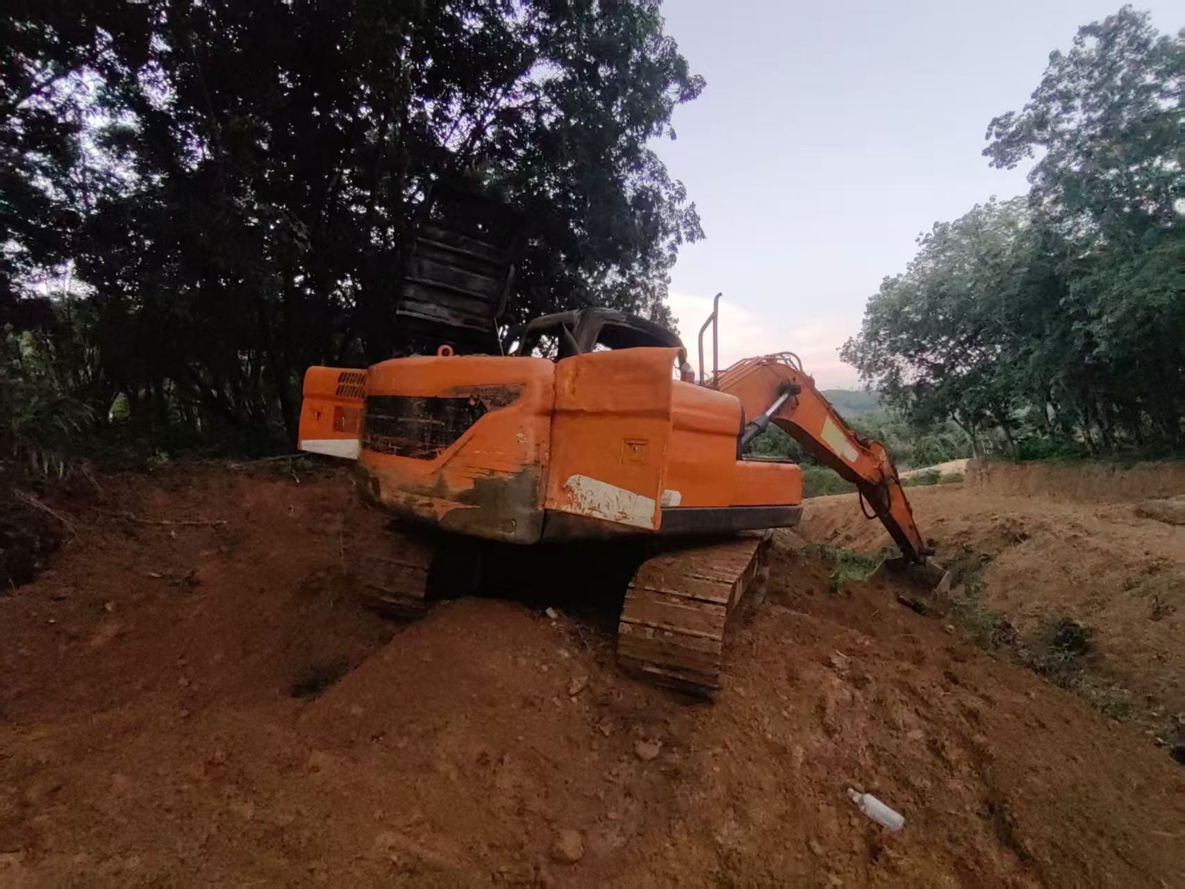Buy Doosan DH150 Used Excavator / 6