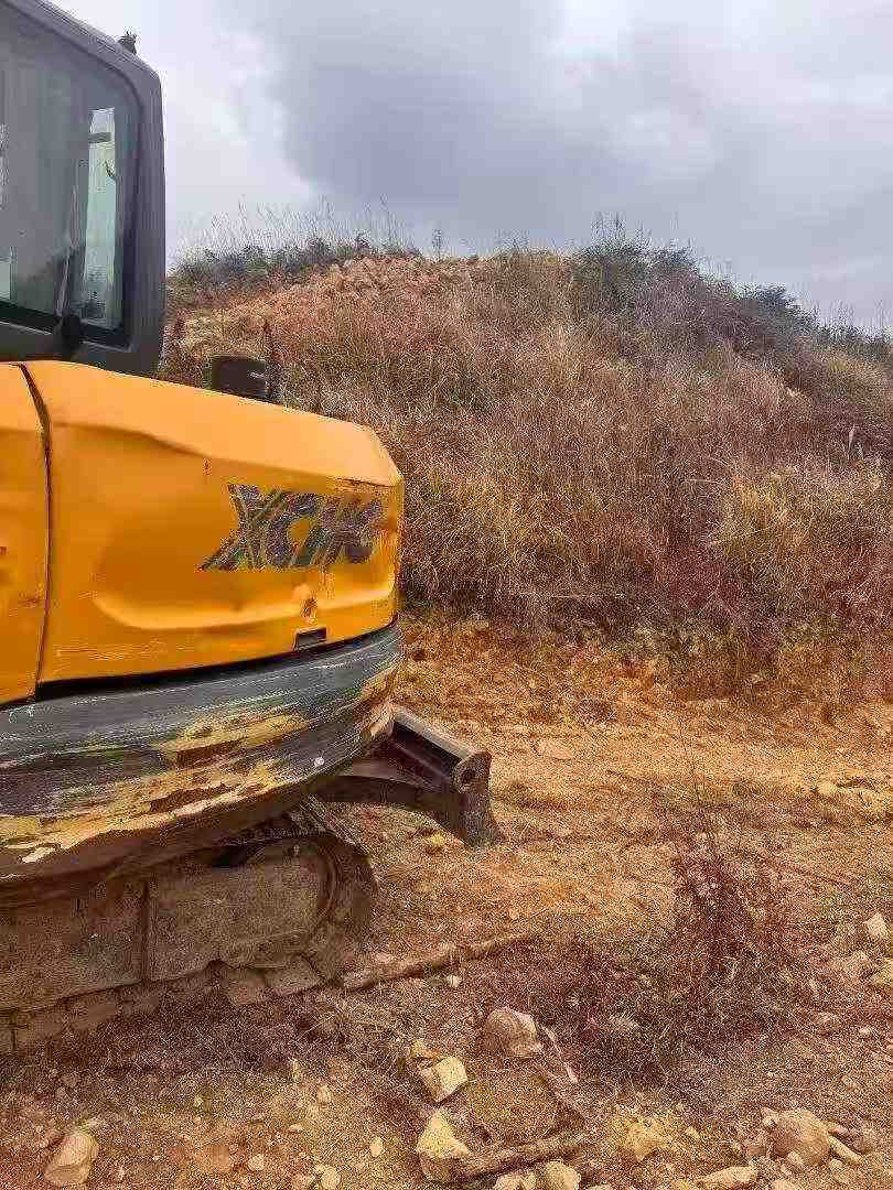 Buy XCMG XE60 Used Excavator / 5