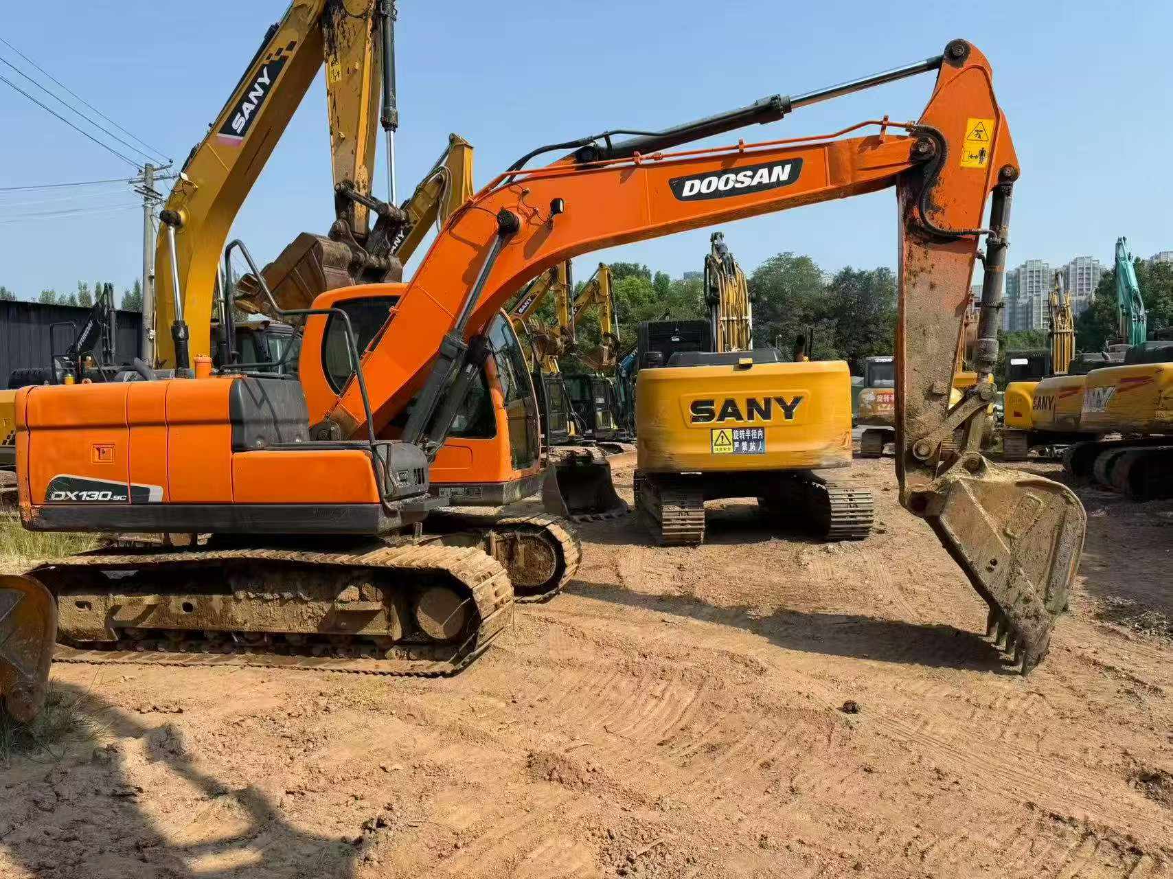 Buy Doosan S130W-3 Used Excavator / 3