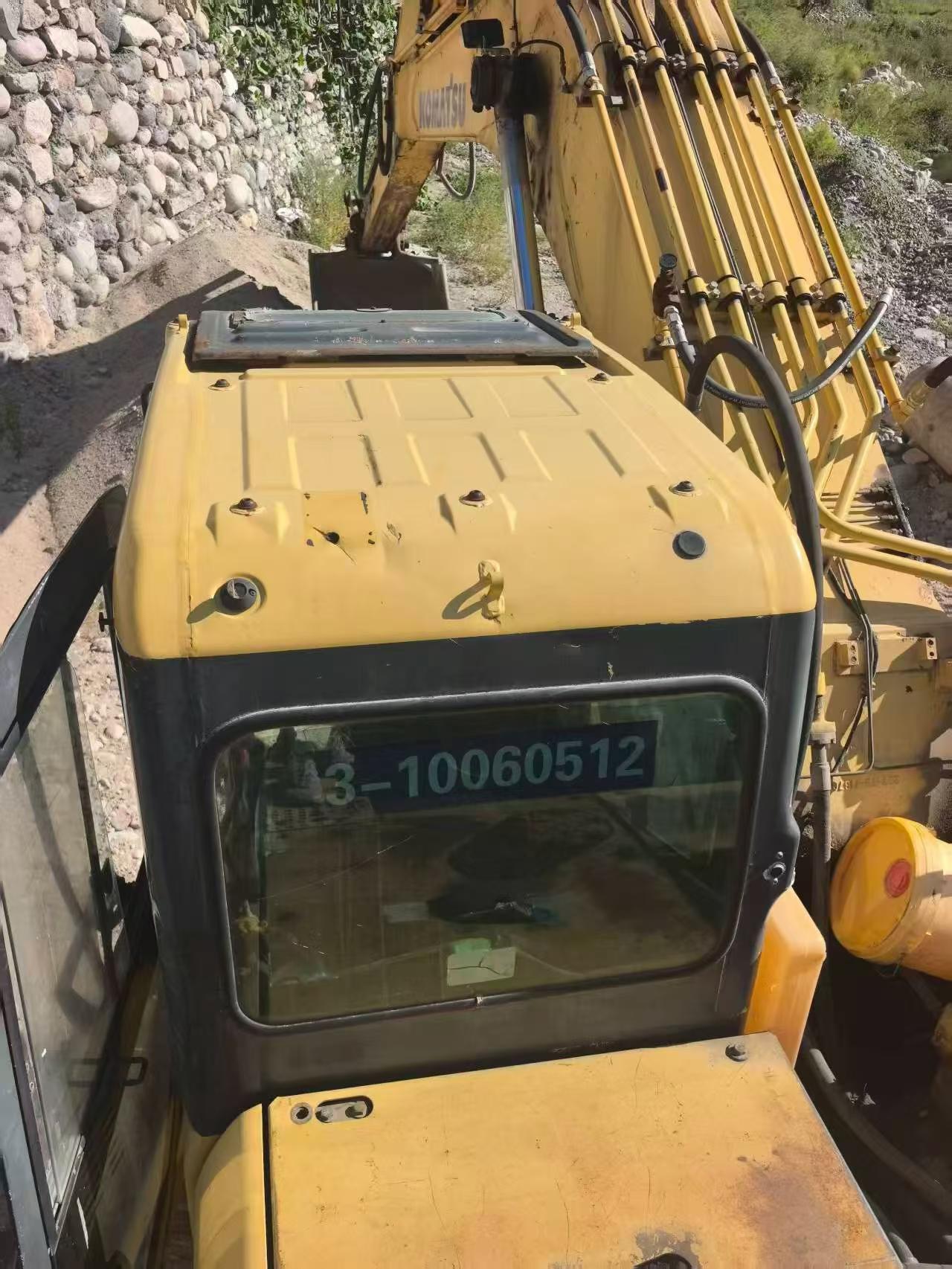 Buy Komatsu PC300-7 Used Excavator / 6