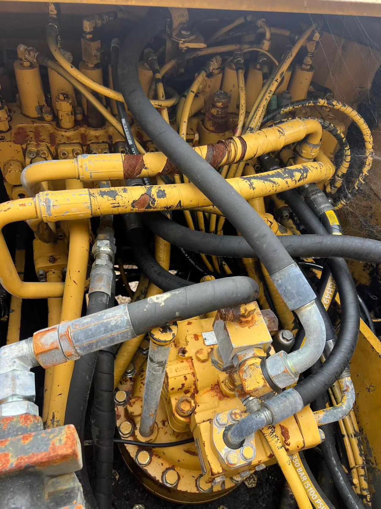 Buy Caterpillar 320D Used Excavator / 6
