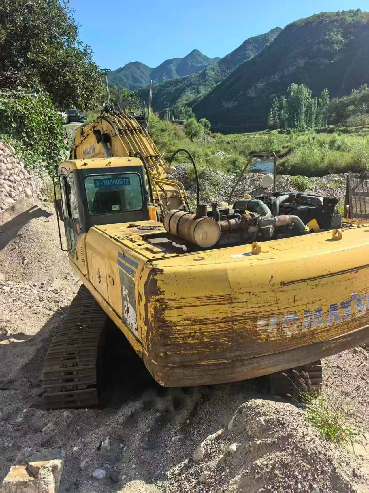 Buy Komatsu PC300-7 Used Excavator / 2