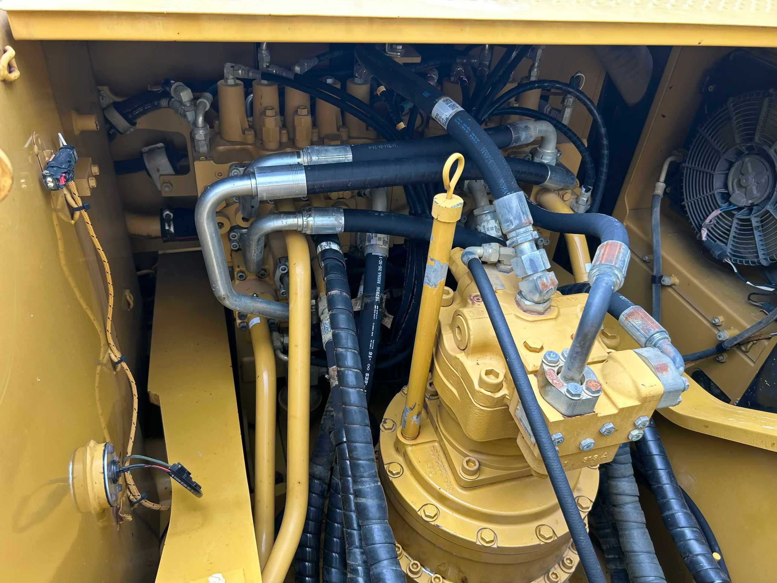 Buy Caterpillar 326DL Used Excavator / 3