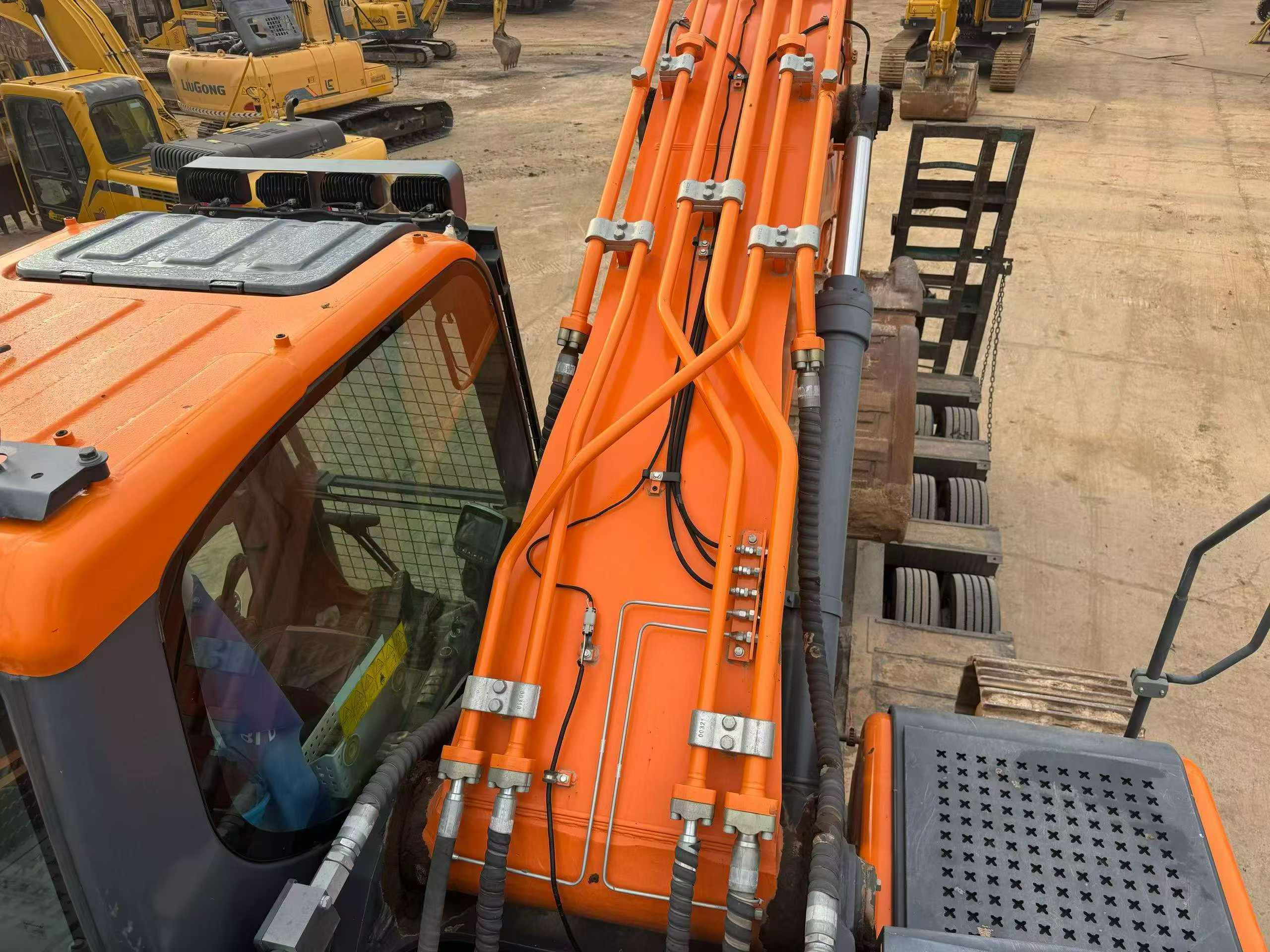 Buy Doosan DX380 Used Excavator / 9