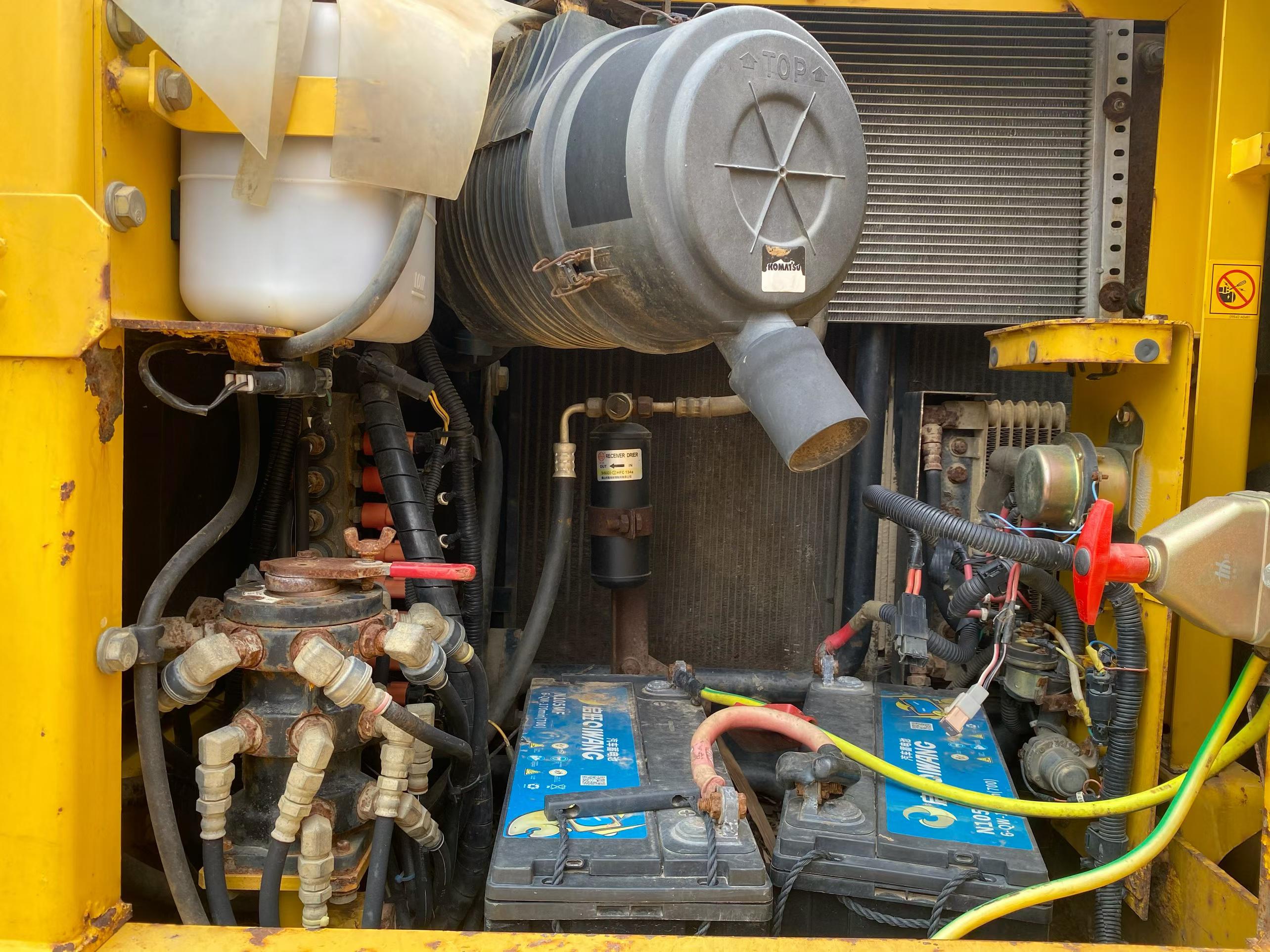 Buy Komatsu PC120-8 Used Excavator / 5