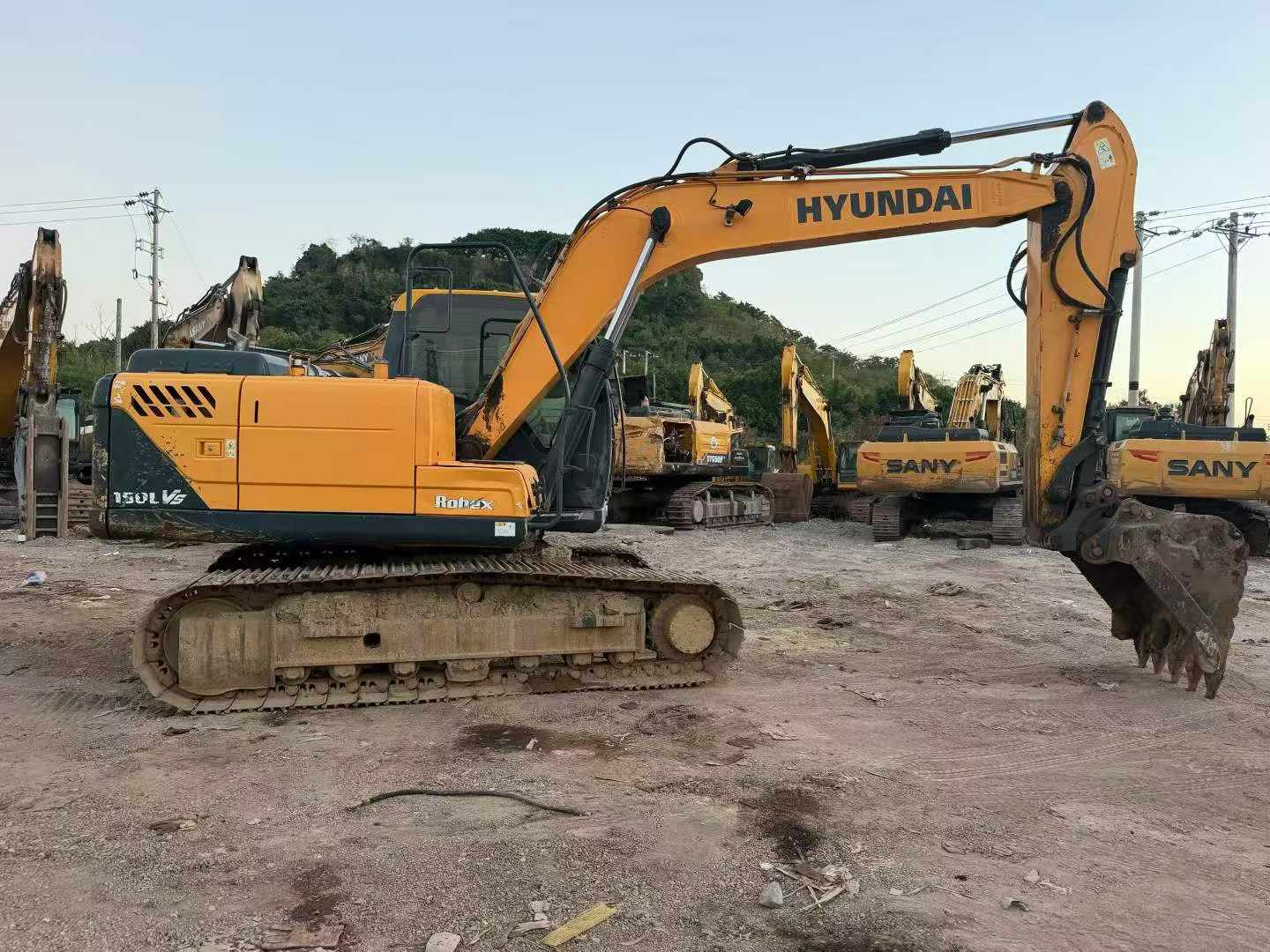 Buy Hyundai R150-7 Used Excavator / 3