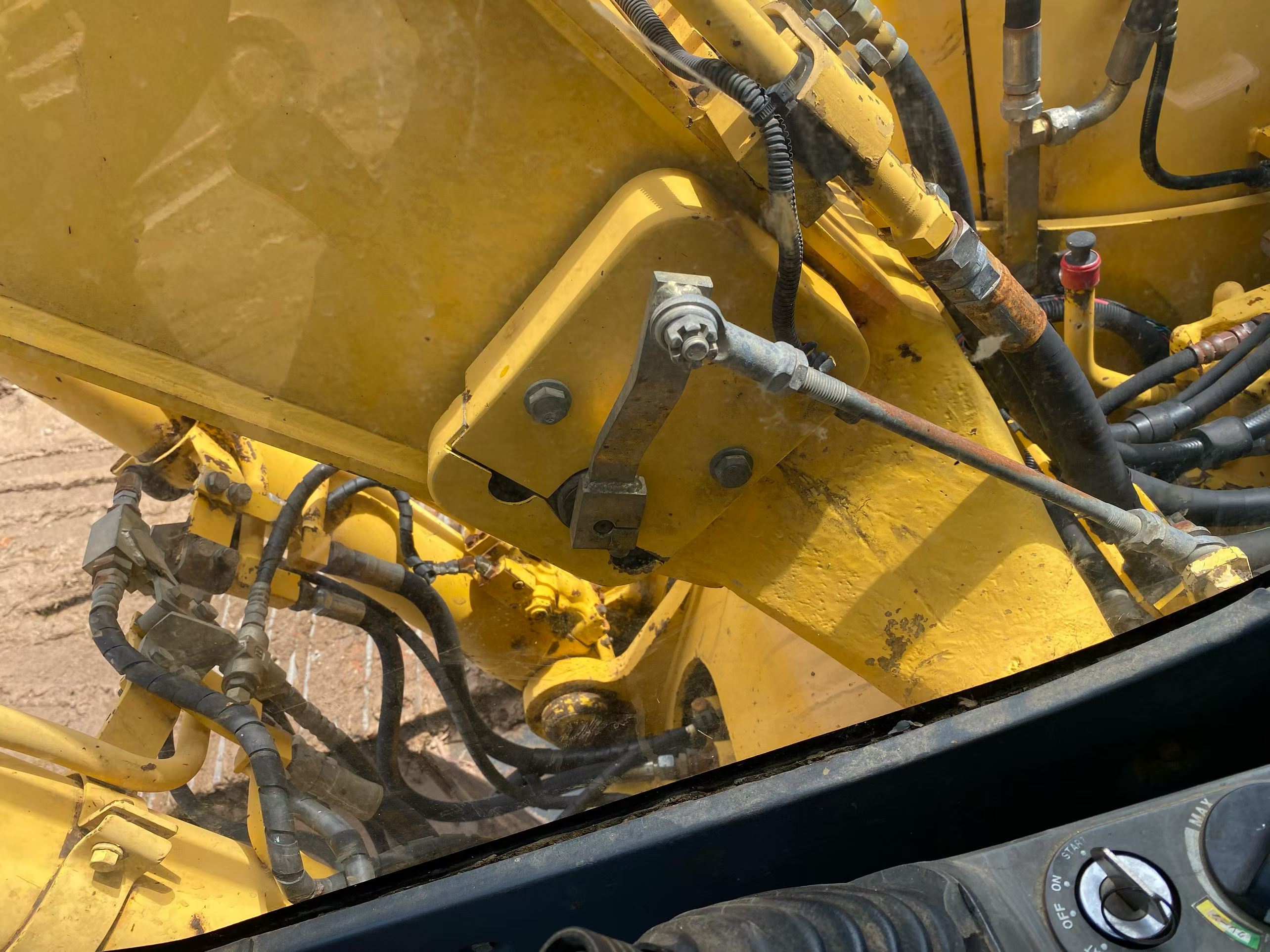 Buy Komatsu PC120-8 Used Excavator / 4