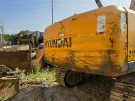 Buy Hyundai R215-7 Used Excavator / 2 Buy Hyundai R215-7 Used Excavator / 2