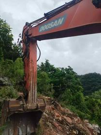 Buy Doosan DH370 Used Excavator / 6 Buy Doosan DH370 Used Excavator / 6