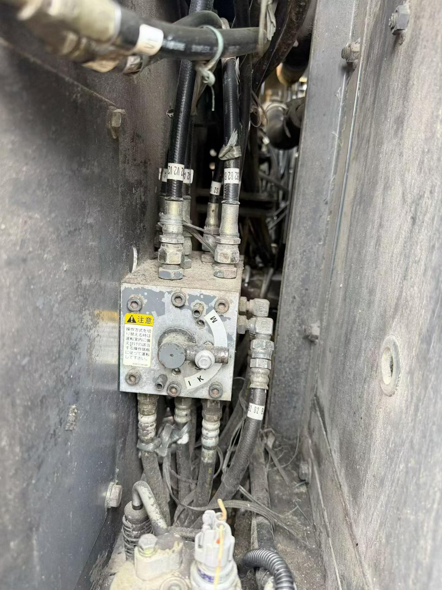 Buy Sumitomo SH120 Used Excavator / 4