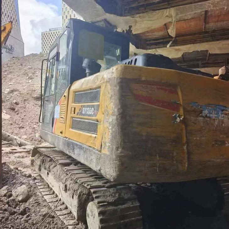 Buy Sany SY135 Used Excavator / 1