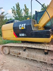 Buy Caterpillar 323D2L Used Excavator / 2 Buy Caterpillar 323D2L Used Excavator / 2