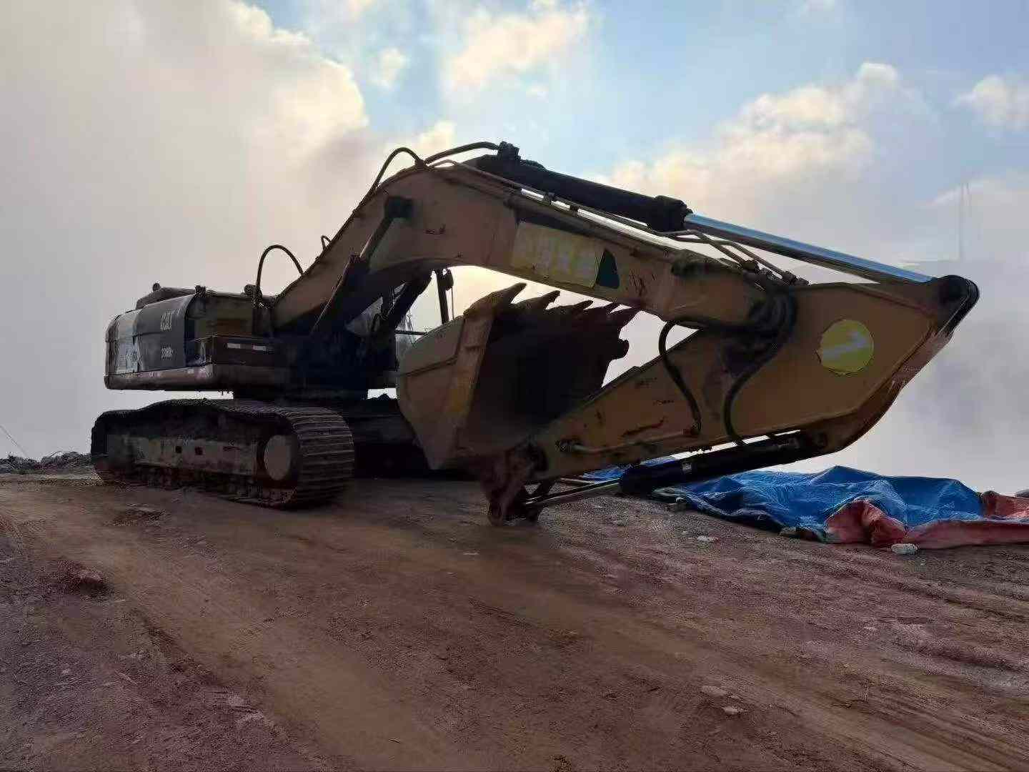 Buy Caterpillar 336E Used Excavator / 4