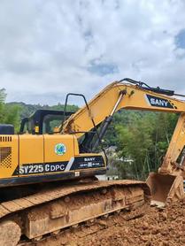 Buy Sany SY205C Used Excavator / 3 Buy Sany SY205C Used Excavator / 3