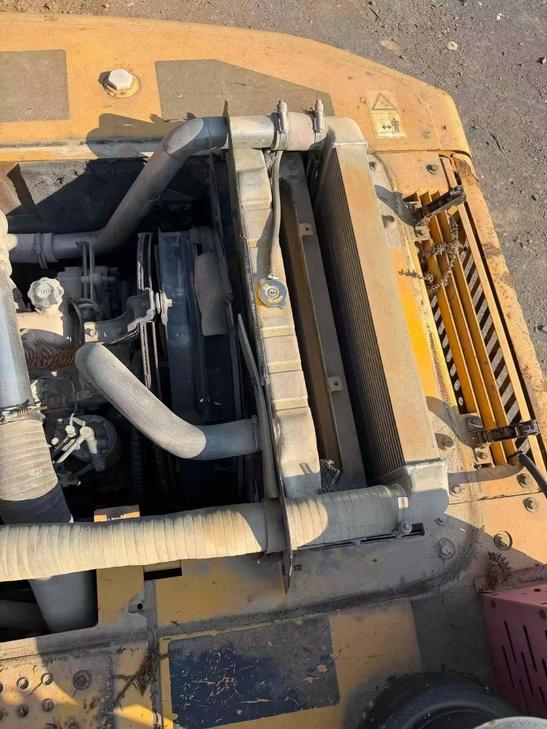 Buy XCMG XE215 Used Excavator / 1