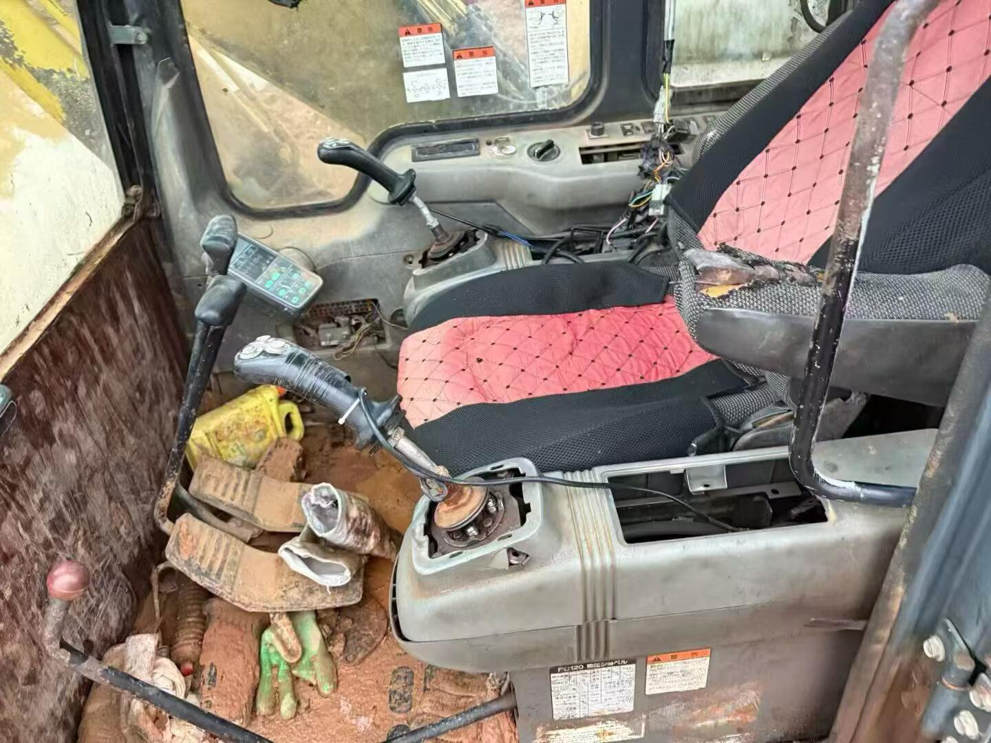 Buy Komatsu PC120-6 Used Excavator / 4