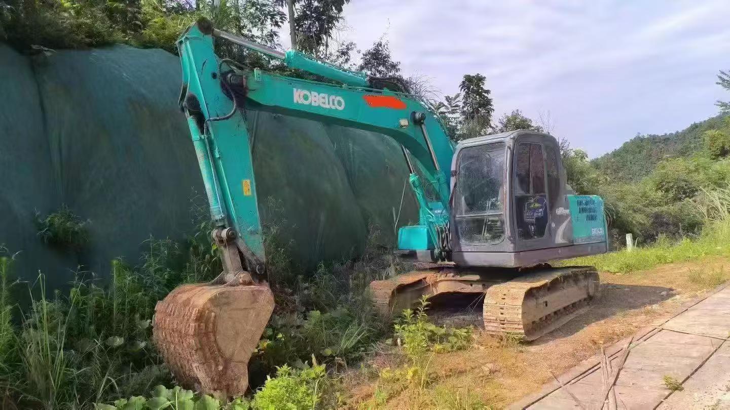 Buy Kobelco SK140 Used Excavator / 5