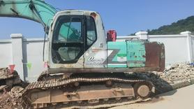 Buy Kobelco SK200-6 Used Excavator / 7 Buy Kobelco SK200-6 Used Excavator / 7