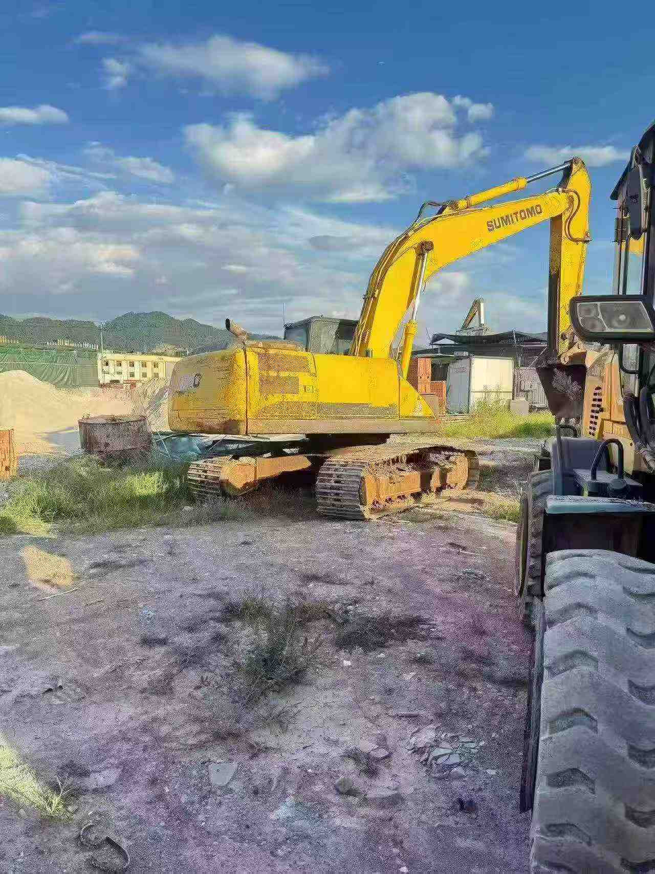 Buy Sumitomo SH210-5 Used Excavator / 2