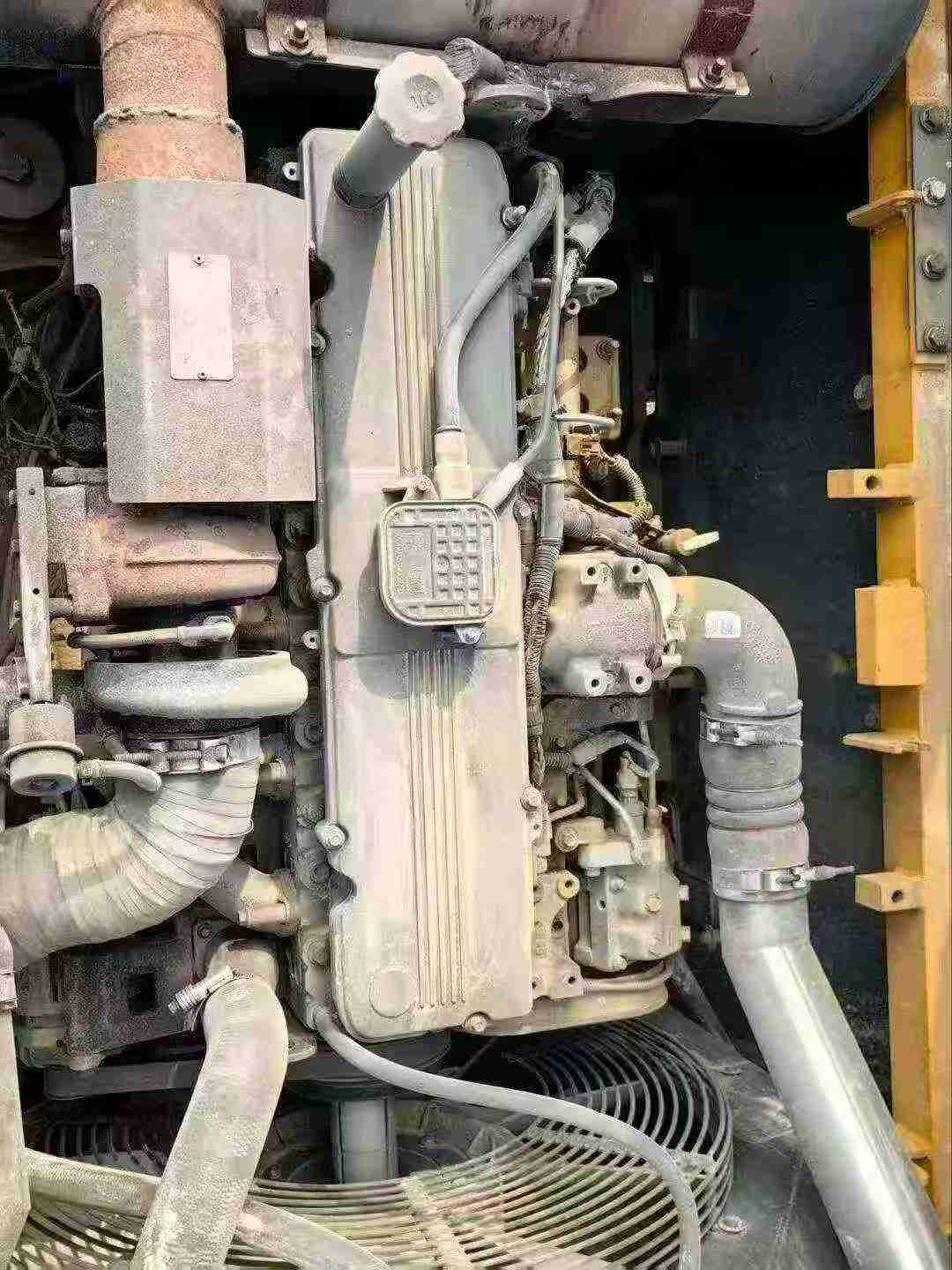 Buy Hyundai R385LVS Used Excavator / 8