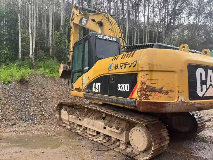 Buy Caterpillar 320D Used Excavator / 1