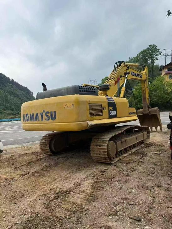 Buy Komatsu PC300-8 Used Excavator / 1