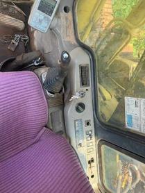 Buy Komatsu PC200-6 Used Excavator / 7 Buy Komatsu PC200-6 Used Excavator / 7