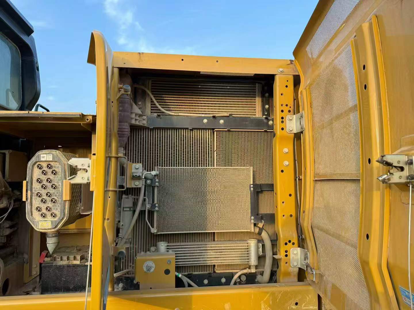 Buy Caterpillar 320GC Used Excavator / 4