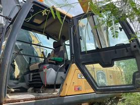 Buy JohnDeere E210 Used Excavator / 4 Buy JohnDeere E210 Used Excavator / 4