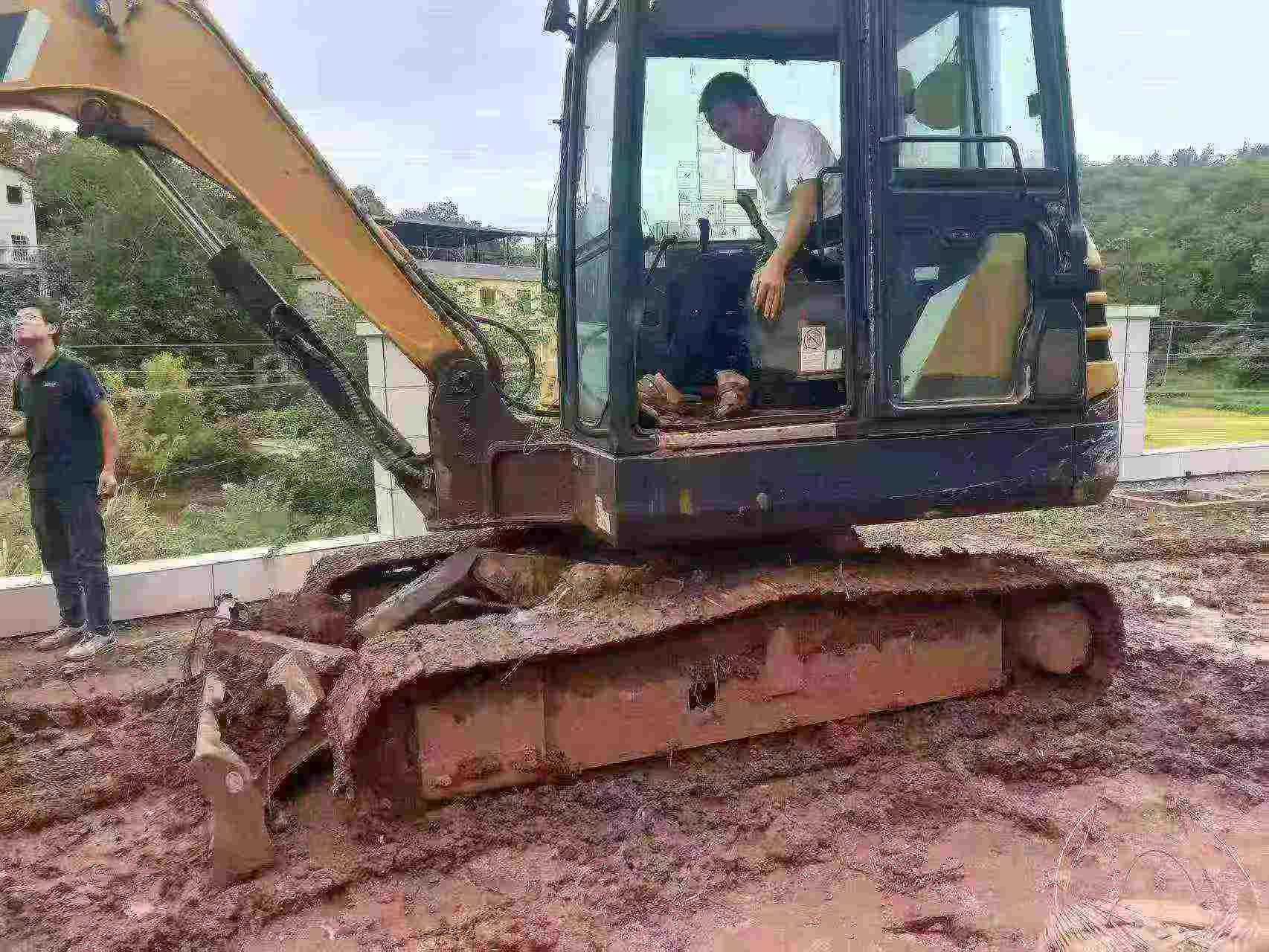 Buy Sany SY60 Used Excavator / 7