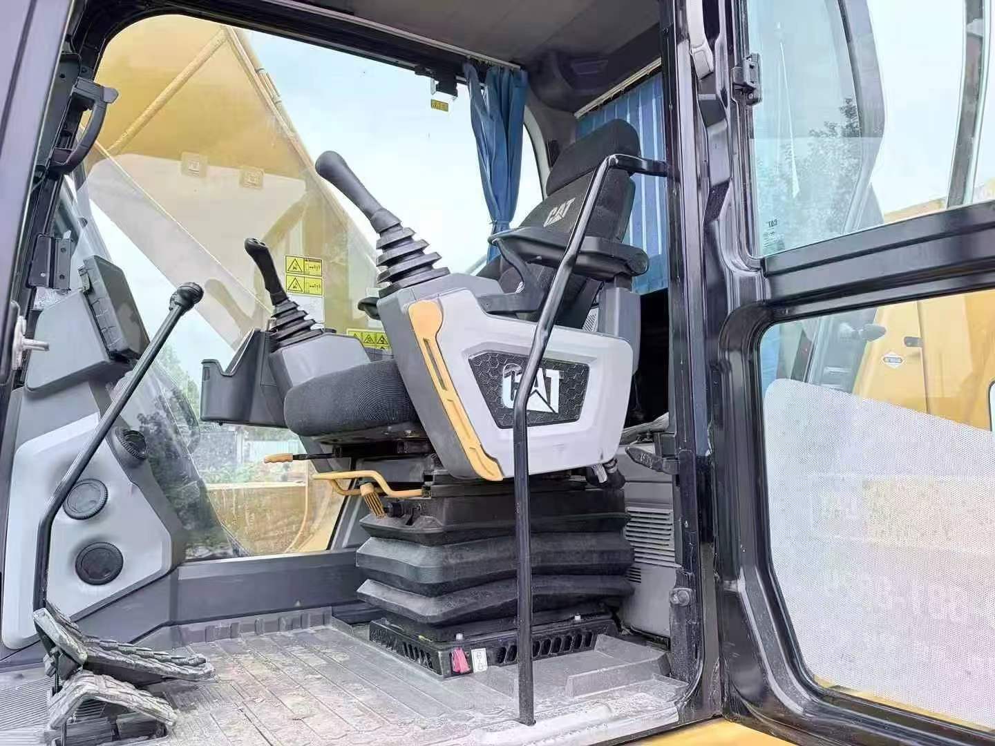 Buy Caterpillar 320GC Used Excavator / 5