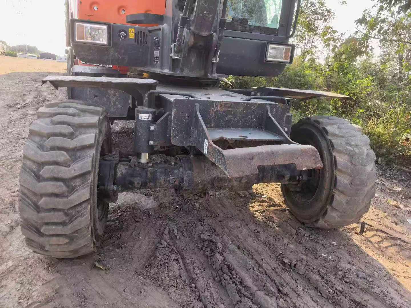 Buy Doosan DH60 Used Excavator / 8