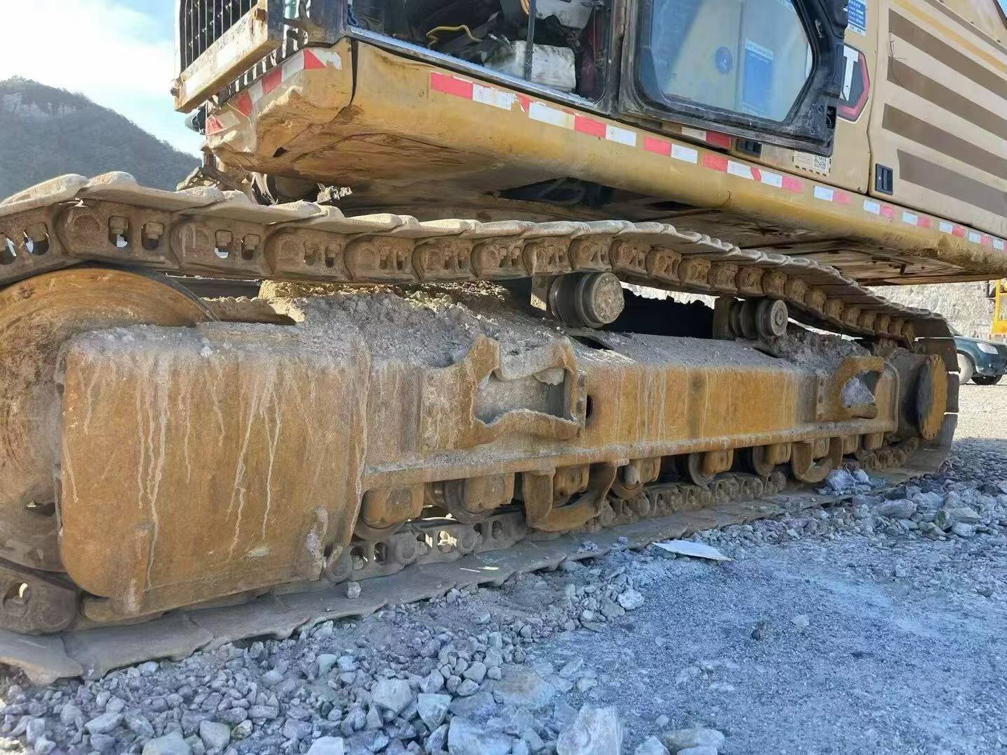 Buy Caterpillar 349E Used Excavator / 2