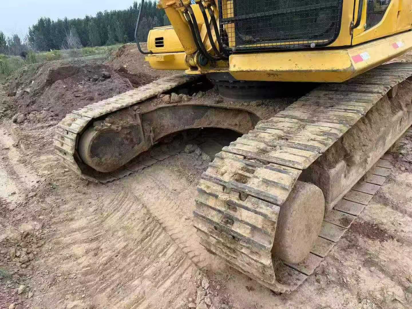 Buy Komatsu PC360-7 Used Excavator / 8