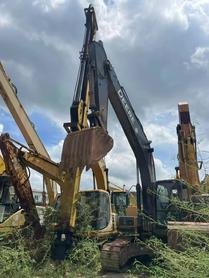 Buy JohnDeere E210 Used Excavator / 3 Buy JohnDeere E210 Used Excavator / 3