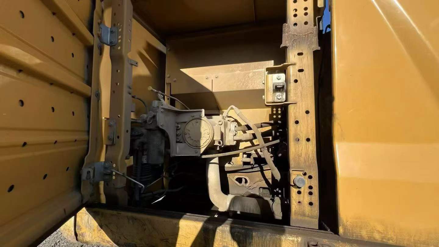 Buy Caterpillar 326DL Used Excavator / 6