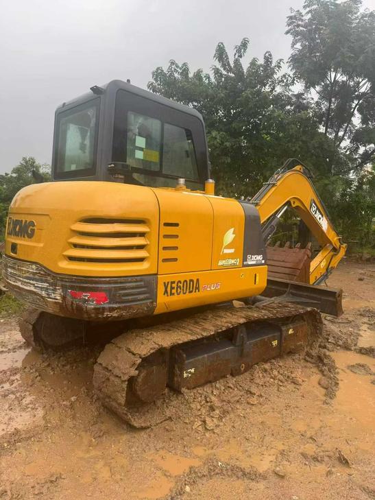 Buy XCMG XE60 Used Excavator / 1