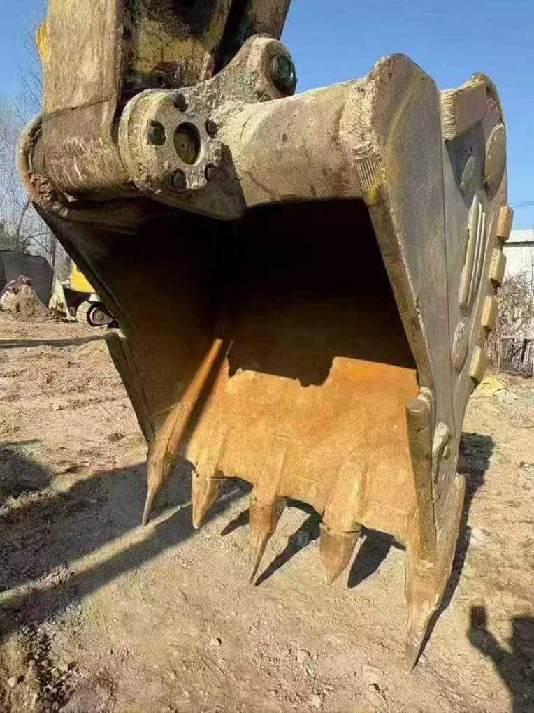 Buy Caterpillar 340D2L Used Excavator / 4