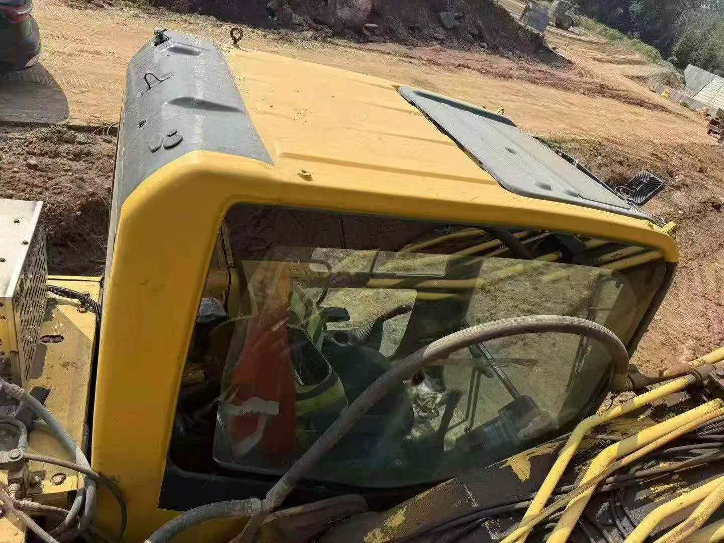 Buy Komatsu PC200-8 Used Excavator / 3