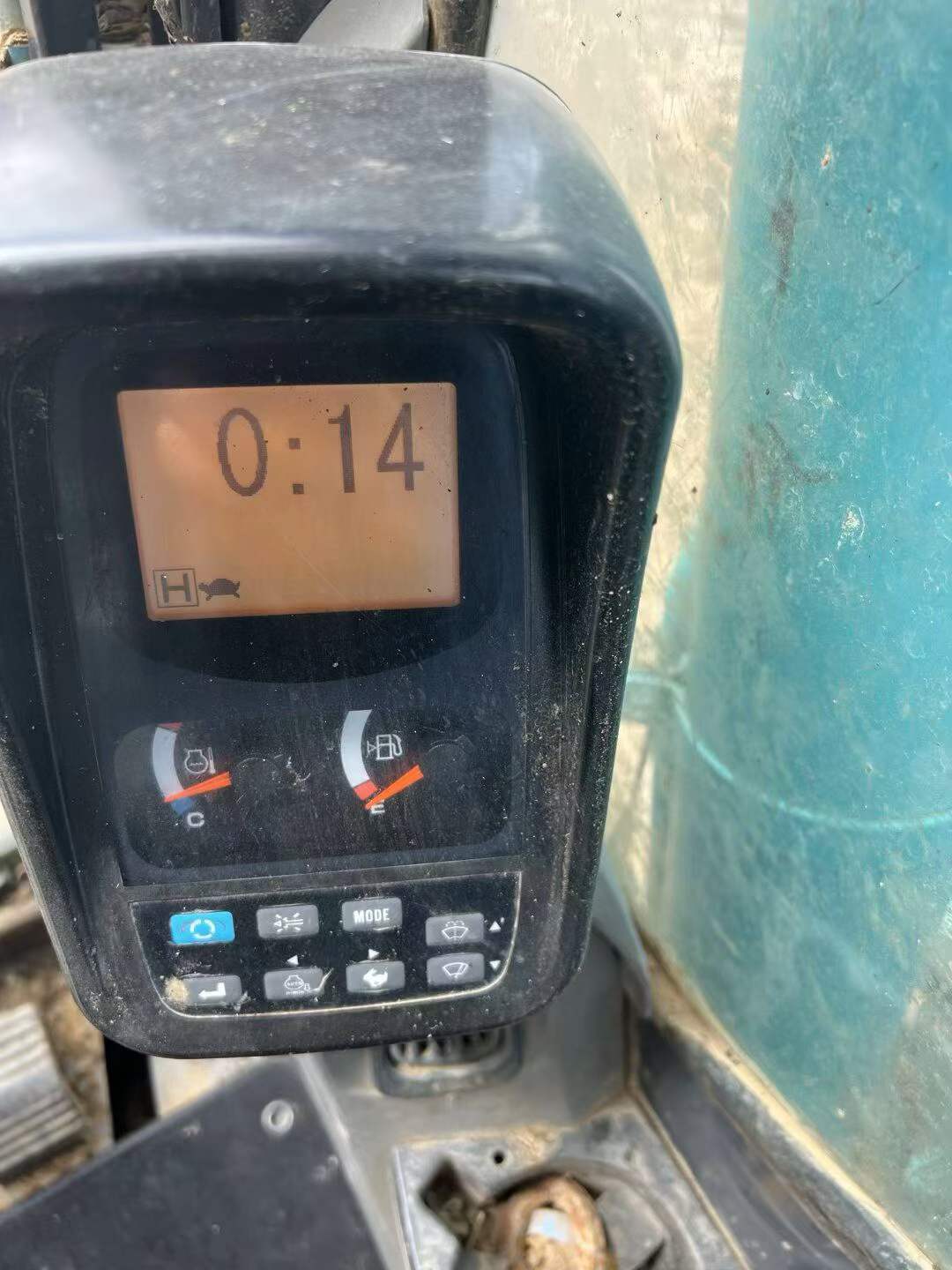 Buy Kobelco SK250 Used Excavator / 4