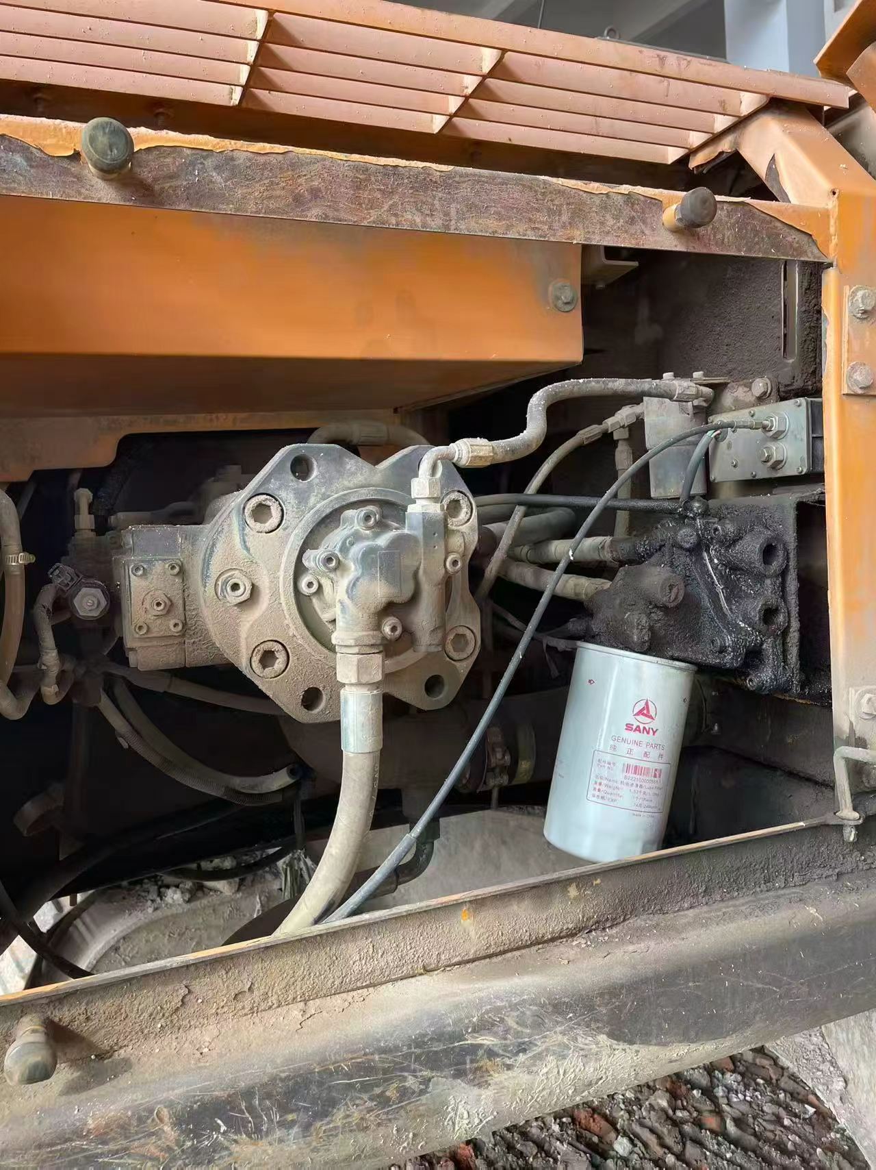 Buy Sany SY215C Used Excavator / 2