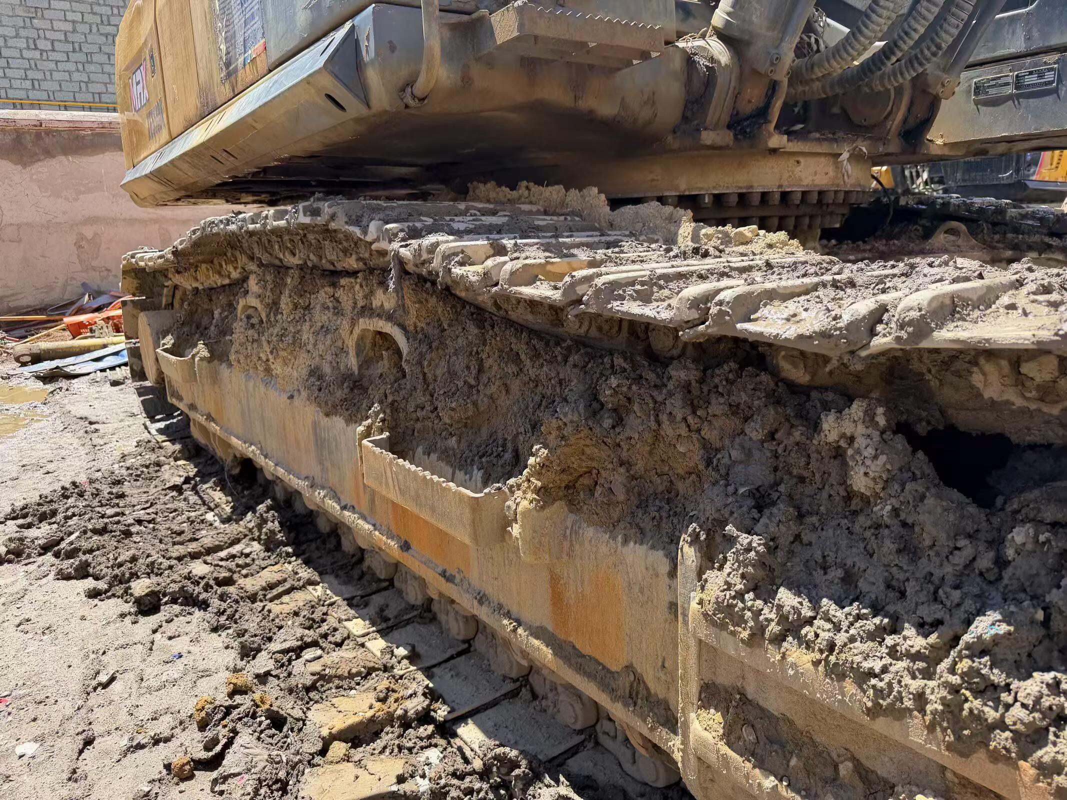 Buy XCMG LW550FV Used Excavator / 3
